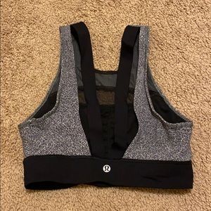 Lululemon sports bra